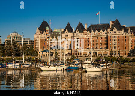 Fairmont Empress Hotel, 1908, Edwardian Style, Inner Harbor in Victoria, British Columbia, Kanada Stockfoto