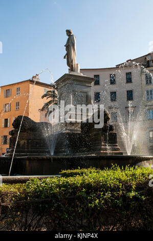 Ajaccio: Details von Napoleon als erster Konsul, die Statue 1804 von Francesco massimiliano Arbeiter, Teil der vier Brunnen Lions in Place Foch Stockfoto