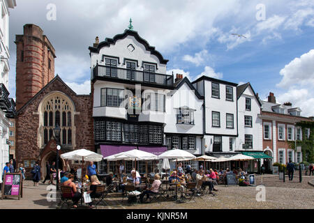 Kathedrale in der Nähe Mols Coffee House und St. Martins Kirche Exeter Devon Stockfoto