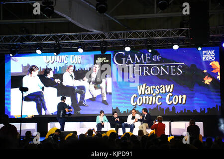 Corato, Polen. 25 Nov, 2017. Polen, Corato, 25. November 2017: Warschau Comic Con hosts Spiel der Throne Sterne Vladimir furdik, gemma Whelan und Daniel Portman. Credit: madeleine Ratz/alamy leben Nachrichten Stockfoto