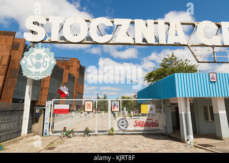 Danzig, Polen - 7. Juli 2016: Stocznia Gdanska Tor (Europäische Solidarität Center) Stockfoto