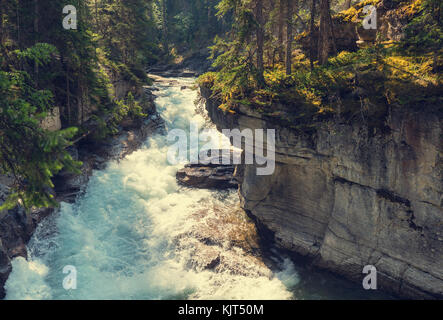 Johnston Canyon in Banff NP, Kanada Stockfoto