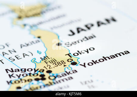 In der Nähe von Japan in Tokio auf einer Weltkarte als Konzept Stockfoto