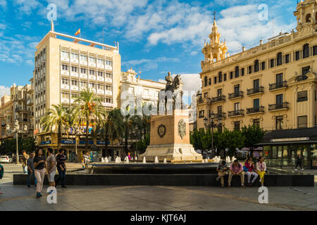 Reiterstandbild von Gonzalo Fernández de Córdoba, (Gran Capitán) von Mateo Inurria, 1927, Plaza de las Tendillas, Córdoba, Andalusien, Spanien Stockfoto