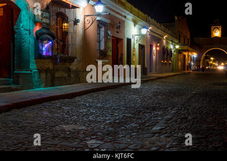 Santa Catalina Arch in der Nacht zum Antigua und Guatemala Stockfoto