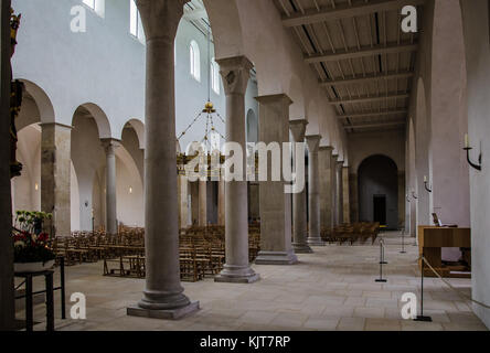 Hildesheimer Dom offiziell die Kathedrale Maria Himmelfahrt ist eine mittelalterliche Römisch-katholische Kathedrale in der Innenstadt von Hildesheim. Stockfoto