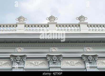 Skulptur des Museums Behnhaus Draegerhaus in Lübeck, Deutschland Stockfoto