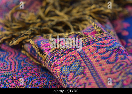 Wolle Schal, selektiver Fokus, die die Beschaffenheit des Gewebes. Stockfoto
