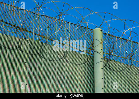 Backnang, Oxford, UK. 25. November 2017. Campsfield House Einwanderung Ausbau Center 24. Jahrestag Demonstration. Quelle: Steve Bell/Alamy leben Nachrichten Stockfoto