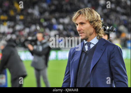 Turin, Italien. 26 Nov, 2017 Pavel während der Serie ein Fußballspiel zwischen Juventus Turin und dem FC Crotone bei Allianz Stadion am 26. November 2017 in Turin, Italien. Credit nedved: Fabio Udine/alamy leben Nachrichten Stockfoto