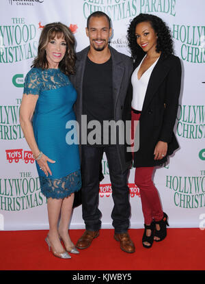 Hollywood, CA, USA. November 2017. 26. November 2017: Hollywood, Kalifornien: Kate Linder, Bryton James, Mishael Morgan. Die 86. Jährliche Hollywood Christmas Parade fand am Hollywood Blvd statt. In Hollywood. Foto: Birdie Thompson/AdMedia Credit: Birdie Thompson/AdMedia/ZUMA Wire/Alamy Live News Stockfoto