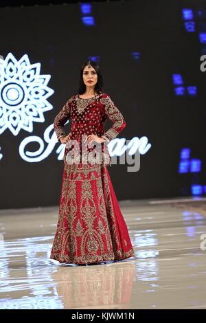 Pakistan Fashion Week 2017 im Hilton Stockfoto