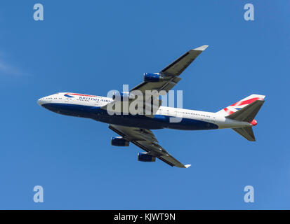 British Airways Boeing 747-436 Weg vom Flughafen Heathrow, Greater London, England, Vereinigtes Königreich Stockfoto