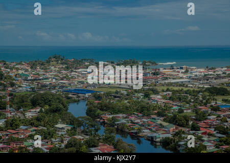 Limón, Limón Provinz, Costa Rica, karibische Küste, Luftaufnahme. Foto: Roberto Carlos Sánchez @rosanchezphoto Stockfoto