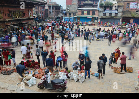 Belebten Marktes in Taumadhi Square, Bhaktapur, Nepal Stockfoto