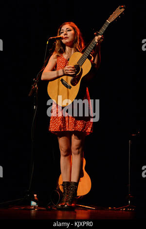 FORT LAUDERDALE, FL - 29. JANUAR: Heather Maloney tritt am 29. Januar 2016 im Parker Playhouse in Fort Lauderdale, Florida auf. Leute: Heather Maloney Stockfoto