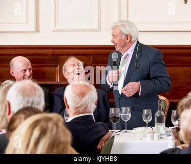 Donald Trelford, Oldie literarische Mittagessen 14-11-17 Stockfoto