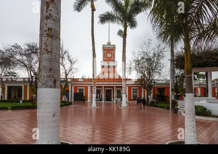 Historische Gebäude Erbe und Architektur: Biblioteca oder Bibliothek, in den Parque Municipal Park im Stadtteil Barranco, Lima, Peru Stockfoto