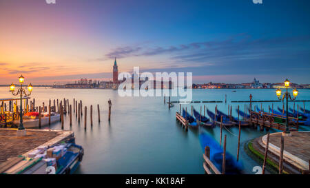 Venedig Panorama. Panoramablick auf das Stadtbild Bild von Venedig, Italien bei Sonnenaufgang.