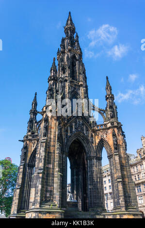 Edinburgh City das Scott Monument in der Princes Street Gardens an der Princes Street New Town von Edinburgh Schottland Großbritannien GB EU Europa Stockfoto