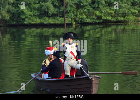 Napoleon I Kaiser der Franzosen (1769-1821) auf dem Weg nach Zar Alexander I von Russland (1777-1825) im Pavillon auf der Memel (1807) Stockfoto