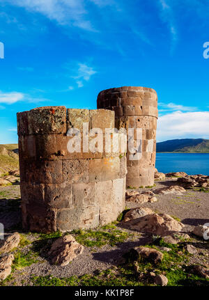 Chullpas von Sillustani, Umayo See in der Region Puno, Peru Stockfoto