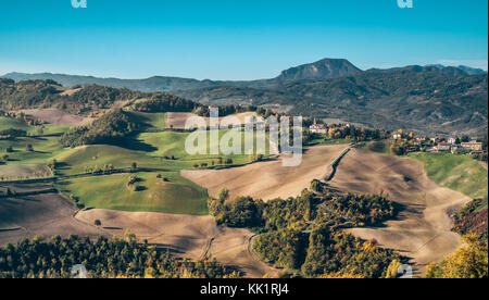 Anbaufläche im nördlichen Apennin. Provinz Bologna, Emilia Romagna, Italien. Stockfoto