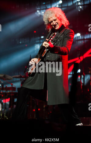 Liverpool, Großbritannien. 28 Nov, 2017. Königin und Adam Lambert führen Sie das erste Datum im England der Tour 2017, an der Liverpool Echo Arena. Credit: Paul Warburton/Alamy leben Nachrichten Stockfoto