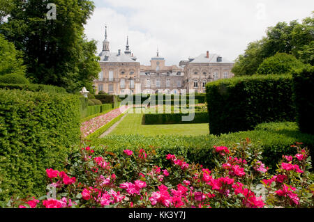 Gärten und Königspalast. La Granja de San Ildefonso, Provinz Segovia, Kastilien-León, Spanien. Stockfoto