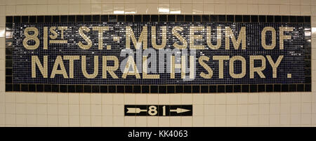 New York City - August 06 Amerikanisches Museum für Naturgeschichte der U-Bahn Station in New York City on August 06 2013 Dieses Museum am Central Park West in gegründet Stockfoto