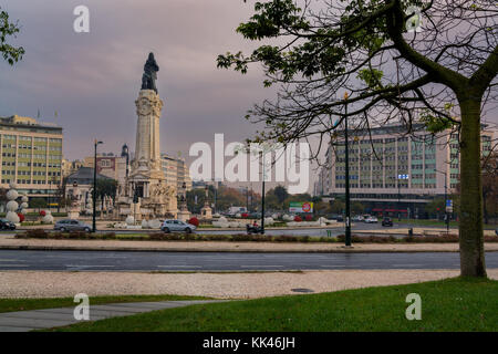 Lissabon Portugal. 25. November 2017. Blick auf die Marques de Pombal in Lissabon Dies ist der wichtigste Verkehrskreis in Lissabon, Portugal. Fotografie von Ricardo Stockfoto