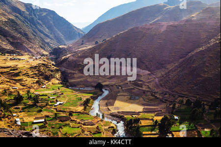 Pampas Landschaften in der Cordillera de los Andes, Peru, Südamerika Stockfoto