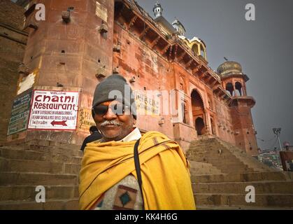 Varanasi (Benares) wo Menschen sterben INDISCHE Übersicht - 01/12/2009 - Indien / Benares - Varanasi - Sylvain Leser / Le Pictorium Stockfoto