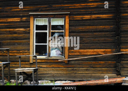 Sverige. 2014/08/09. Schwedische Lappland. Als UNESCO-Weltkulturerbe, Gammelstad Kirche Stadt, umgeben von 424 Holz - Häuser gebaut, ist ein villag Stockfoto