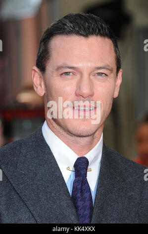 Walisische Schauspieler Luke Evans besucht die UK-Premiere von Dracula Untold im Odeon West End in London. 1. Oktober 2014 © Paul Treadway Stockfoto