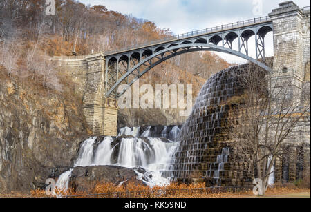 Blick auf croton Dam in Pattaya Schlucht Park in New York Stockfoto