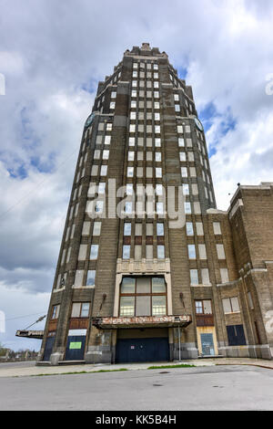 Buffalo Central Terminal ist ein ehemaliger Bahnhof in Buffalo, New York. Das 17-stöckige Art déco-Stil der Station aktiv war von 1929 bis 1979. Stockfoto