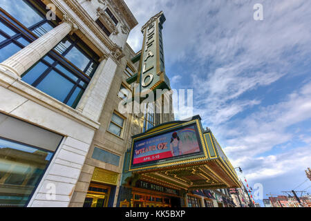 Buffalo, New York - 8. Mai 2016: Shea's Performing Arts Center (ursprünglich das Shea Büffel) ist ein Theater für Touring Broadway Musicals und sogar spezielle Stockfoto