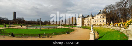 Luxemburg Palast wurde ursprünglich erbaut (1615-1645) die königliche Residenz der Regent Marie de Medicis zu werden. Seit 1958 ist der Sitz der fr. Stockfoto