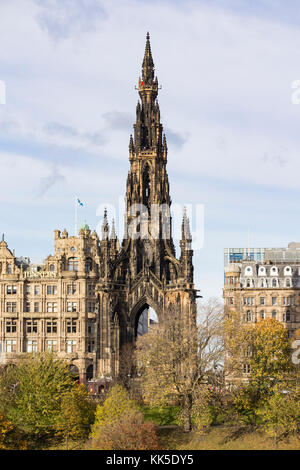 Scott Monument, östlich die Princes Street Gardens, Edinburgh, Schottland, Vereinigtes Königreich. Stockfoto