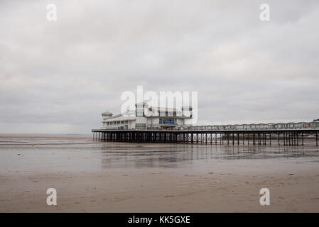 Die Grand Pier in Weston-super-Mare, Somerset, England Stockfoto