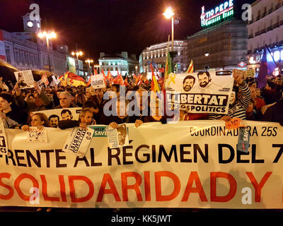 Spring 2006 - Demonstration gegen die Inhaftierung der katalonischen Lokalpolitiker und Aktivisten fuer die Unabhaengigkeit Kataloniens, Jordi sanch Stockfoto