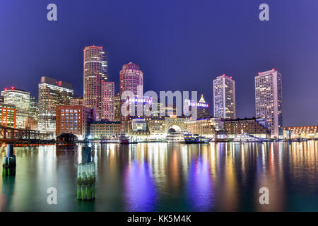 Boston Skyline von Piers Park, Massachusetts, USA Stockfoto