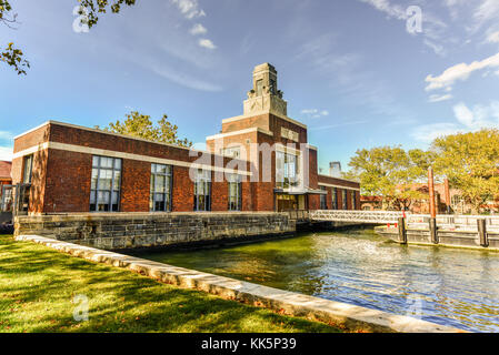 Historisches Ferry Building auf Ellis Island, New Jersey. Stockfoto