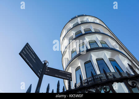 Fassade des ehemaligen Credit Lyonais Hauptsitz am 30 Cannon Street, London, EC4, UK. Stockfoto