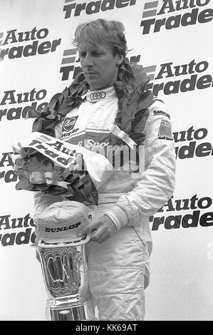 Frank Biela auf dem Podium, 1996 British Touring Car Championship runde Öffnung, Donington Park 8. April. Stockfoto