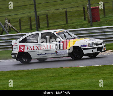 Adam Brown, John hammersley, Vauxhall Astra gte 16 v, Klassikern, Night Race Meeting, Classic Sports Car Club, cscc, November 2017, Brands Hatch, Stockfoto