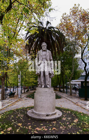 Denkmal für Antonio Feliciano de Castilho, 1st Viscount von castilho, war ein portugiesischer Schriftsteller auf der Avenida da Liberdade in Lissabon, Portugal. Stockfoto