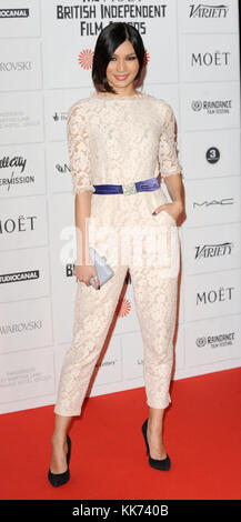 Gemma Chan besucht die Moet British Independent Film Awards 2013 an Old Billingsgate Markt in London. 8. Dezember 2013 © Paul Treadway Stockfoto