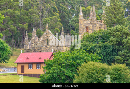 Die Ruine des Taeters Kirche, die nie offiziell eingeweiht, und die St David anglikanische Kirche am Port Arthur Historic Site - Tasmanien, au Stockfoto